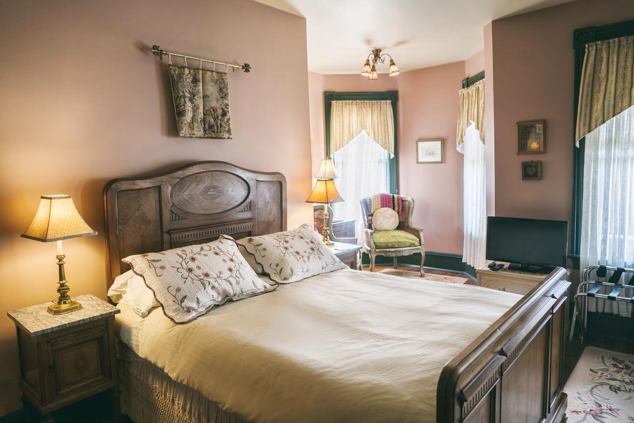 Hummingbird Inn Easton Bagian luar foto